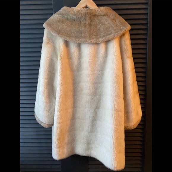 Vintage Union Made faux fur coat - Picture 2 of 6